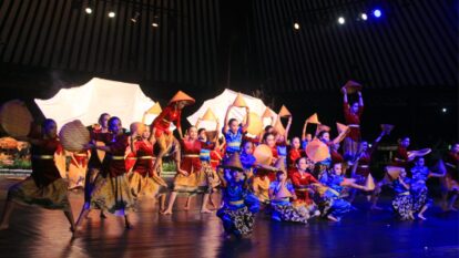 Forum Silaturahmi Sanggar Tari (FSST) Jawa Tengah kembali menggelar Gelar Tari Jawa Tengah (GTJ) ke-25 di Taman Budaya Jawa Tengah (TBJT), Semarang, Sabtu (11/7/2026) malam.